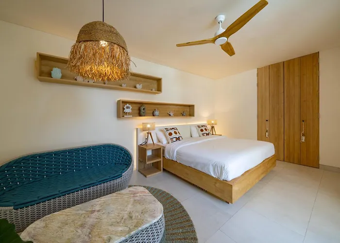 Kona - Seminyak